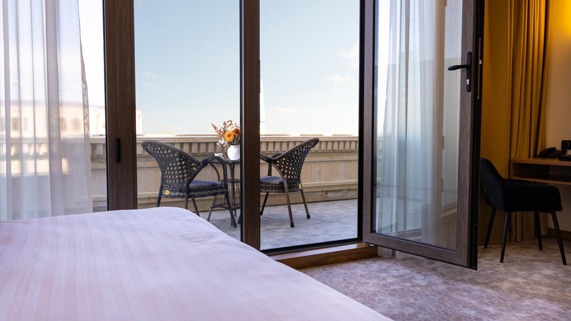 Kohinur Plaza Hotel Szamarkand Kültér fotó