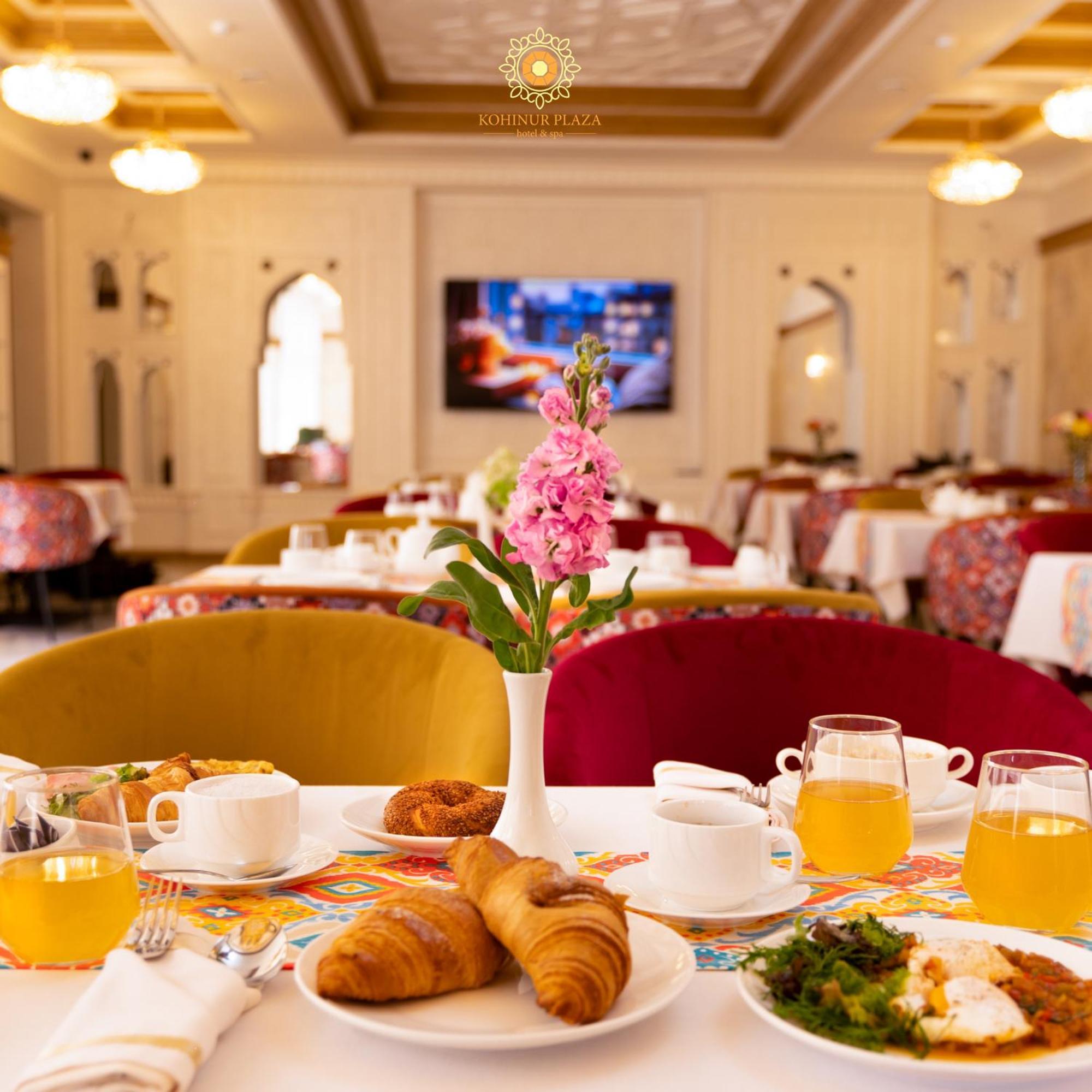 Kohinur Plaza Hotel Szamarkand Kültér fotó